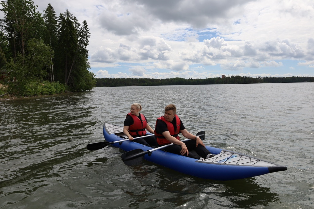 Windmate 420 ilmatäytteinen kajakki kahdelle