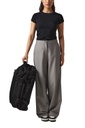 Bagbase Escape carry-on vetolaukku 40 l, musta